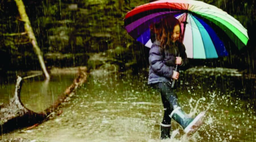 Experts warn of monsoon health risks for kids